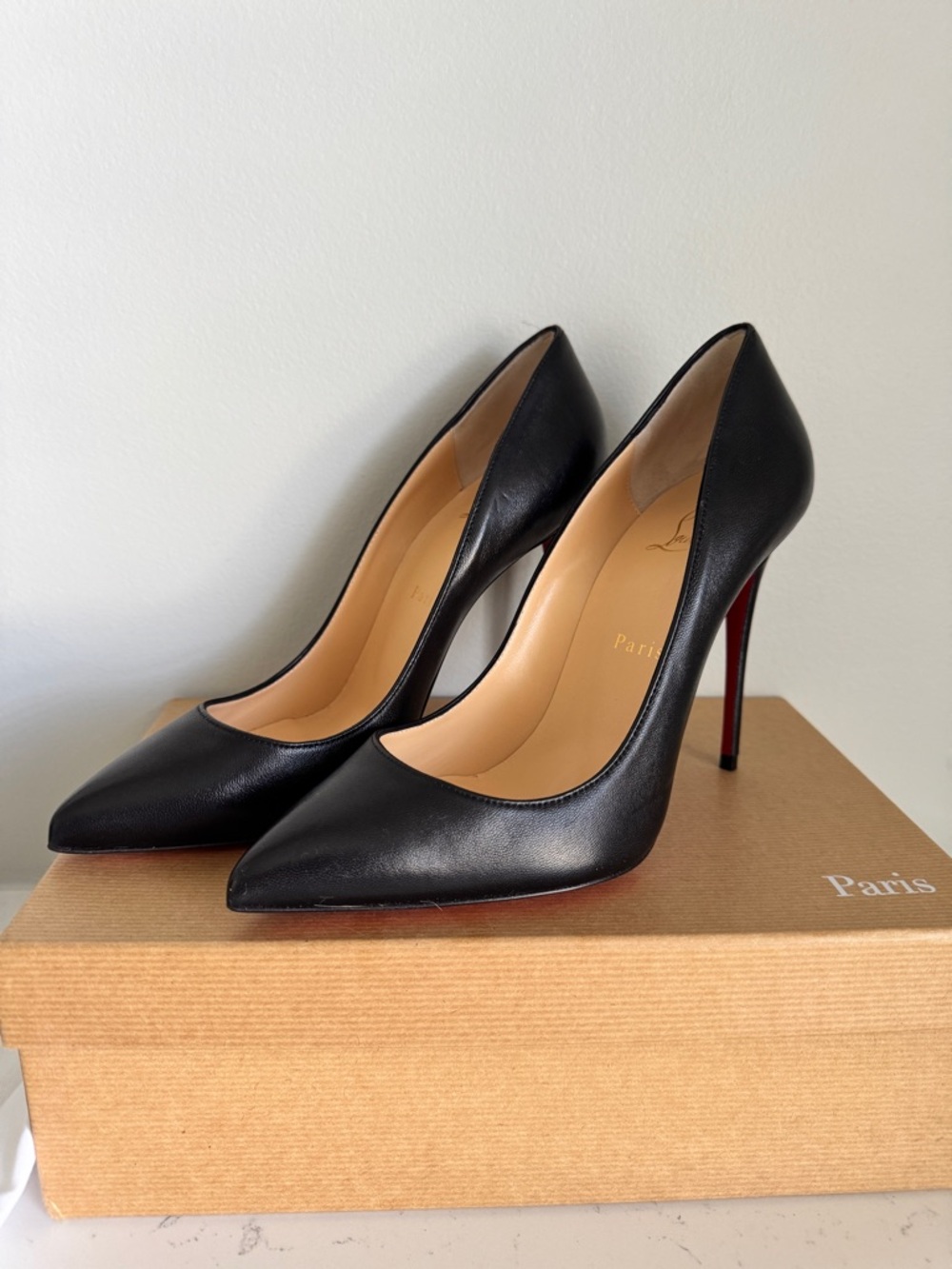 Christian Louboutin Black Leather Pointed-Toe Stiletto Pumps with Red Sole - Picture 3 of 8